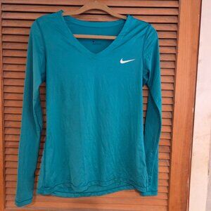 Emarald green Nike shirt